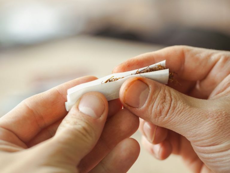 Wie Viele Zigaretten Kann Man Aus 30g Tabak Drehen Zigaretten drehen » Die besten Tipps & Tricks!